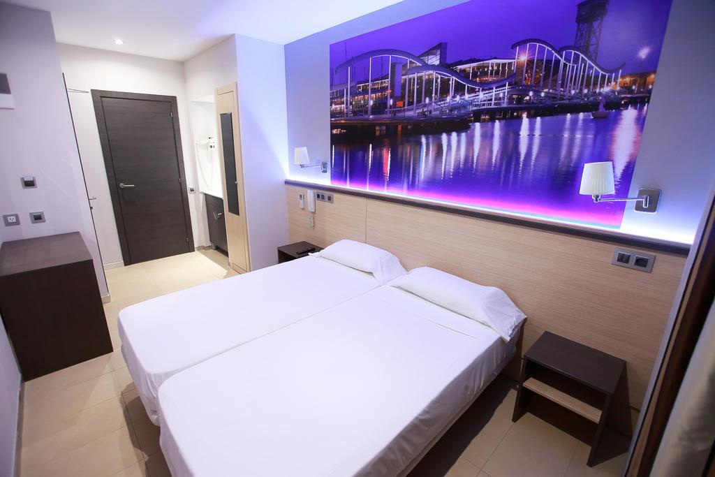 Hostal Las Flores Ramblas Barcelona Luaran gambar