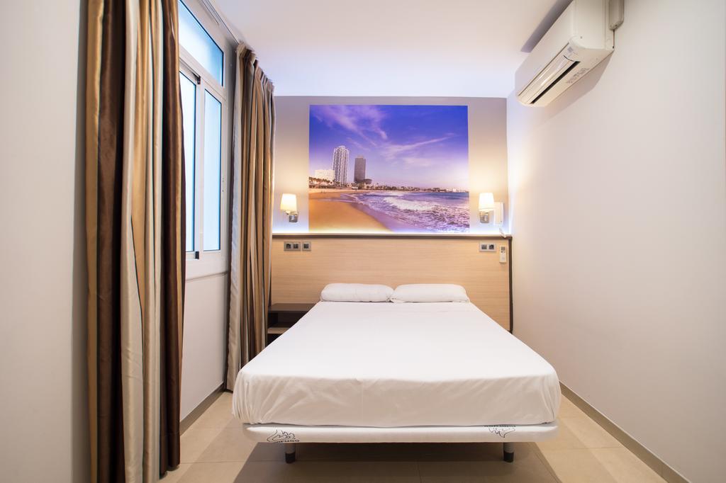 Hostal Las Flores Ramblas Barcelona Luaran gambar
